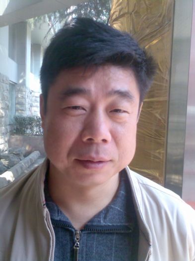 刚起床的我