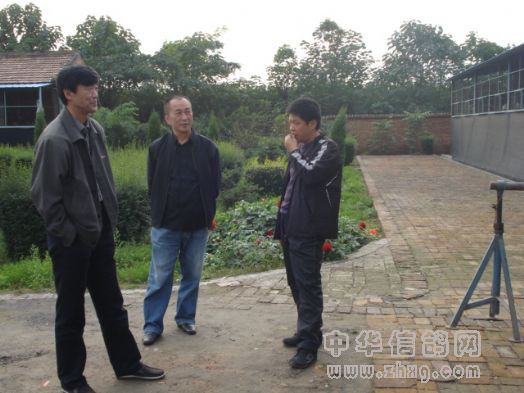 邀请裁判前来参观